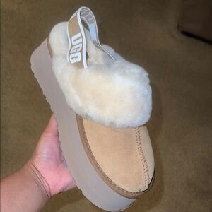 UGG Women's Tan and Cream Mules